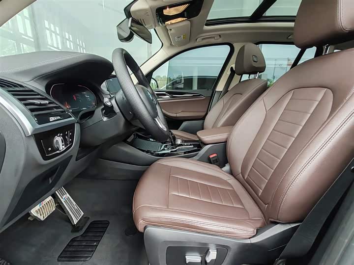 BMW X3 2020 x Drive 25i — фото 6