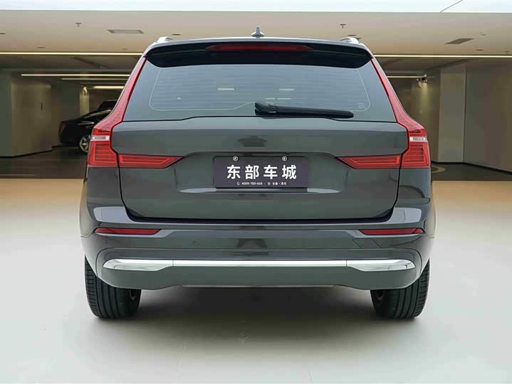 Volvo XC60 2023 B 5 4 WD — фото 5