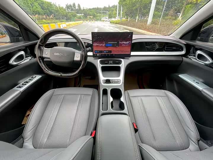 Geely Galaxy Starwish — фото 4