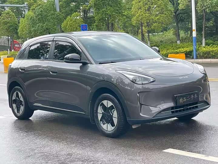 Geely Galaxy Starwish — фото 3