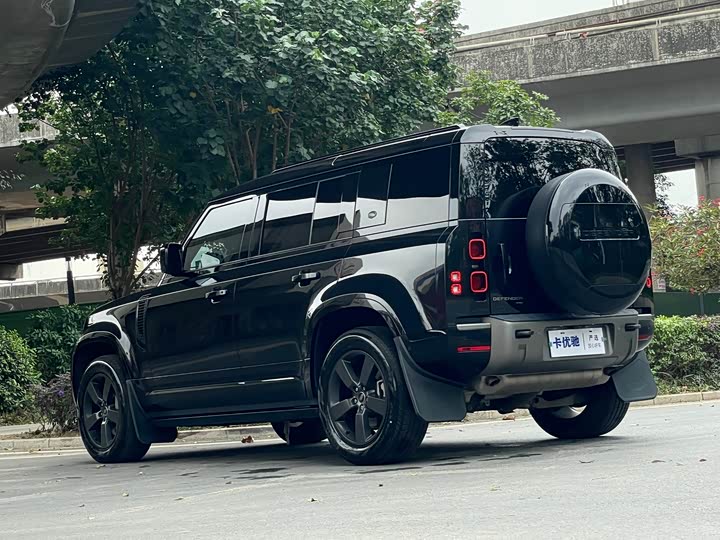 Land Rover Defender — фото 4