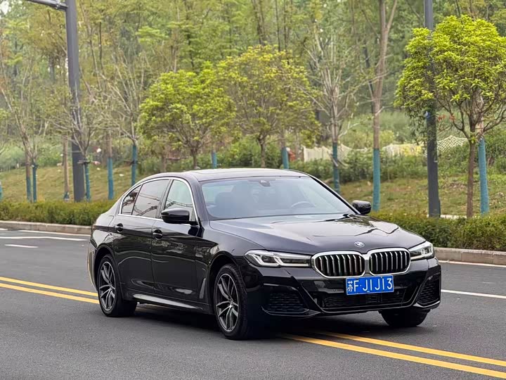 BMW 5-Series 2022 525 Li M