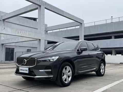 Volvo XC60 2022 B 5 4 WD — фото 11