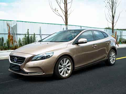 Volvo V40 2015 1.6 T — фото 30