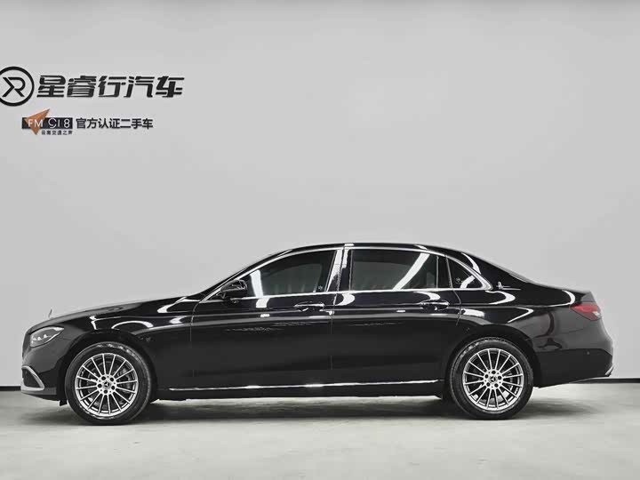 Mercedes-Benz E-Class 2022 E 260 L — фото 18