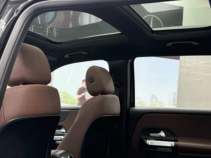 Mercedes-Benz GLB 2024 GLB 220 — фото 12