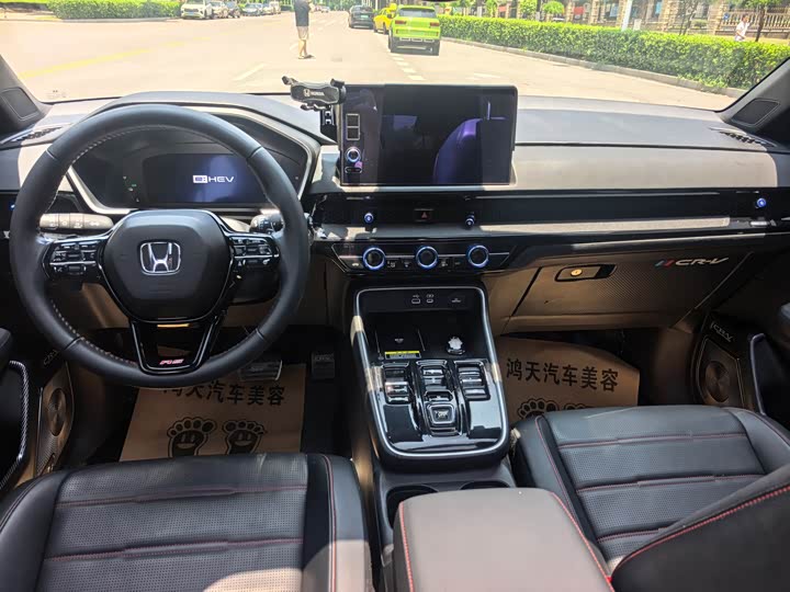 Honda CR-V 2023 2.0 L e:HEV 2 WD — фото 6