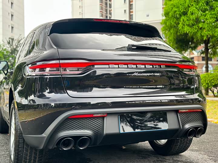 Porsche Macan 2023 Macan 2.0 T — фото 6