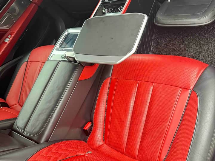 BMW 7-Series 2018 740 Li x Drive M — фото 27