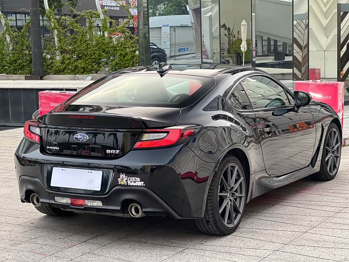 Subaru BRZ 2022 2.4 L MT — фото 6