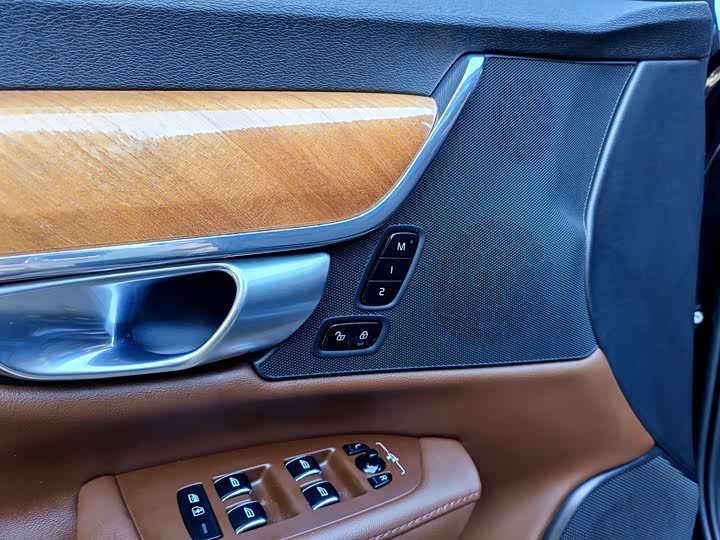 Volvo S90 2023 B 5 — фото 16