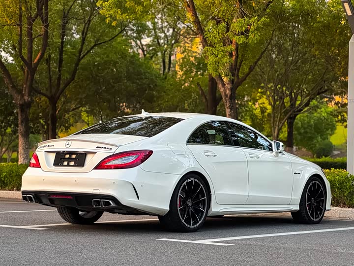 Mercedes-Benz CLS 2015 AMG CLS 63 4 MATIC — фото 4