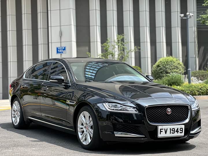 Jaguar XFL 2018 XFL 2.0 T 250 PS — фото 5