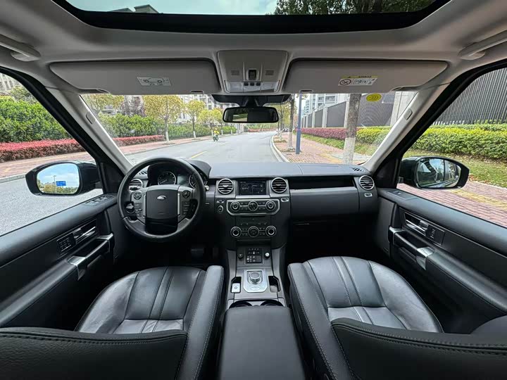 Land Rover Discovery — фото 11