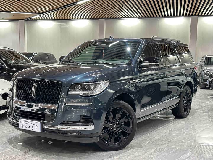 Lincoln Navigator — фото 1