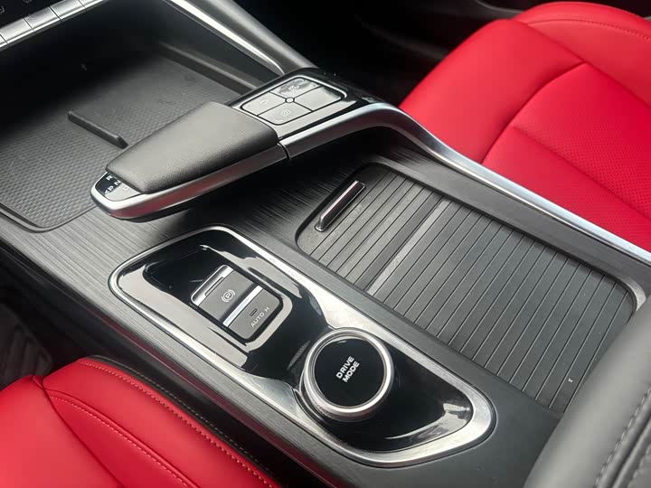 Changan UNI-T 2020 1.5 T Premium — фото 11