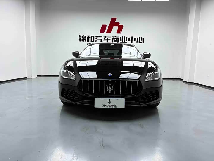Maserati Quattroporte — фото 2