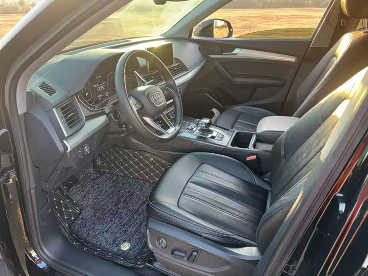 Audi Q5L 2020 40 TFSI — фото 4