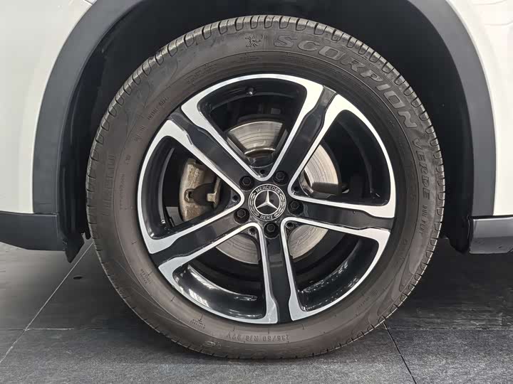 Mercedes-Benz GLA 2018 GLA 200 — фото 4