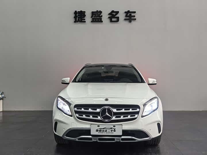Mercedes-Benz GLA 2018 GLA 200 — фото 2