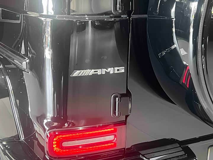 Mercedes-Benz G-Class 2022 AMG G 63 — фото 13
