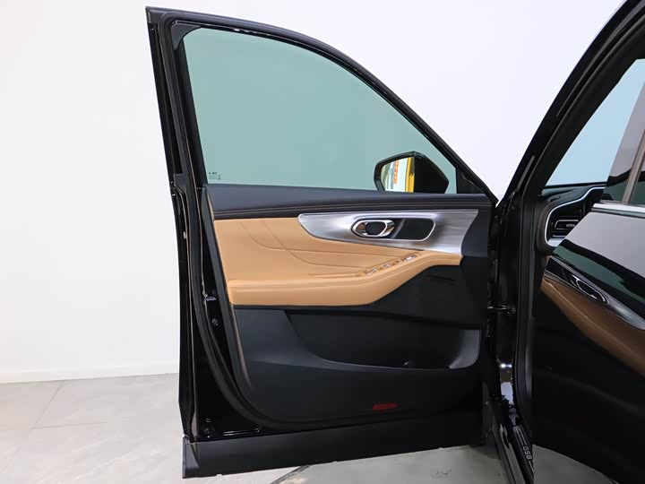 Trumpchi GS8 2025 2.0 TGDI 2 WD 5 — фото 13