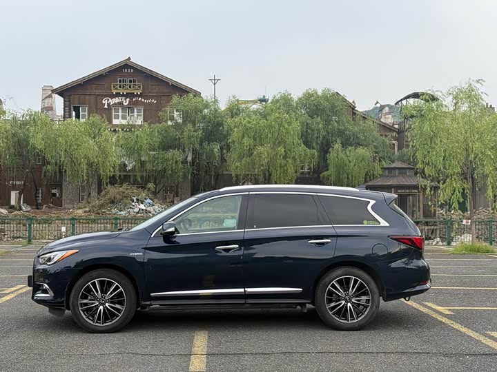 Infiniti QX60 2016 2.5 S/C Hybrid 2 WD V — фото 7