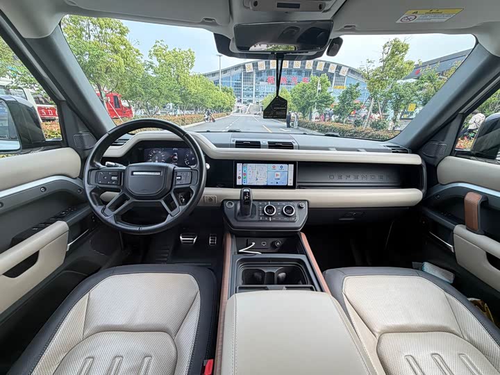 Land Rover Defender — фото 11