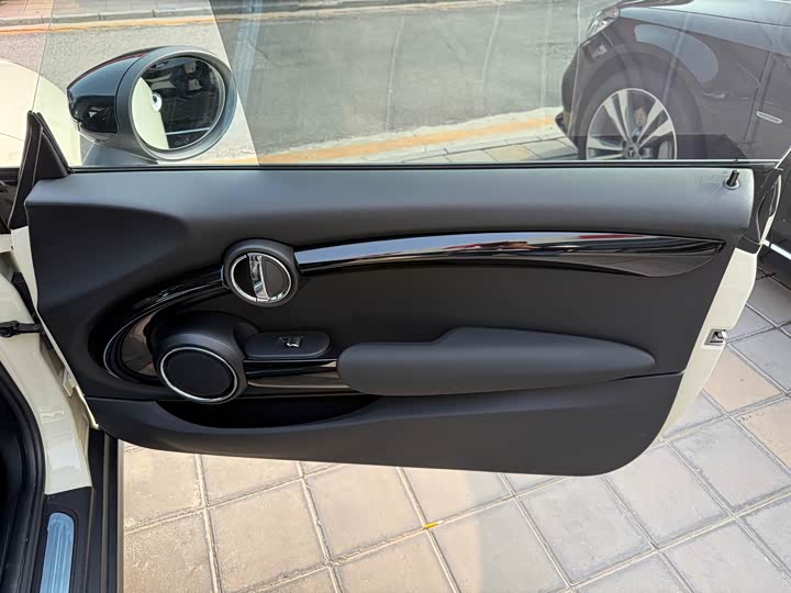 MINI Hatch — фото 14