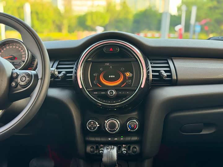 MINI Hatch — фото 13