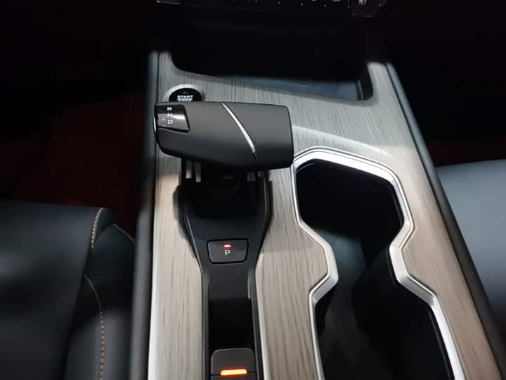 Changan X7 PLUS 2024 1.5 T ATPremium 7 — фото 14
