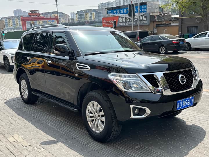 Nissan Patrol — фото 2