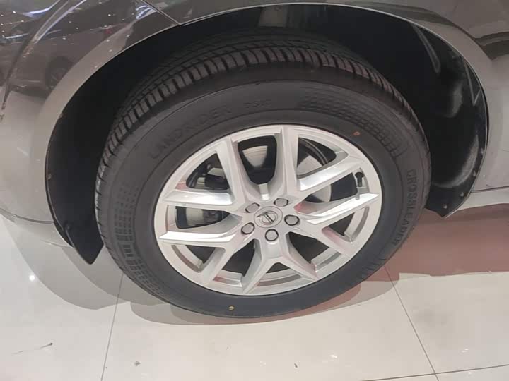 Volvo XC60 2019 T 5 4 WD VI — фото 23