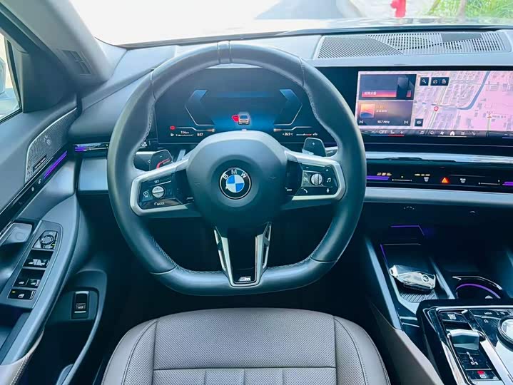 BMW 5 Series 525Li M спортпакет — фото 9