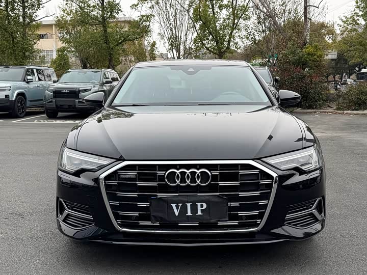 Audi A6L — фото 2