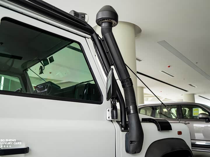 Land Rover — фото 36