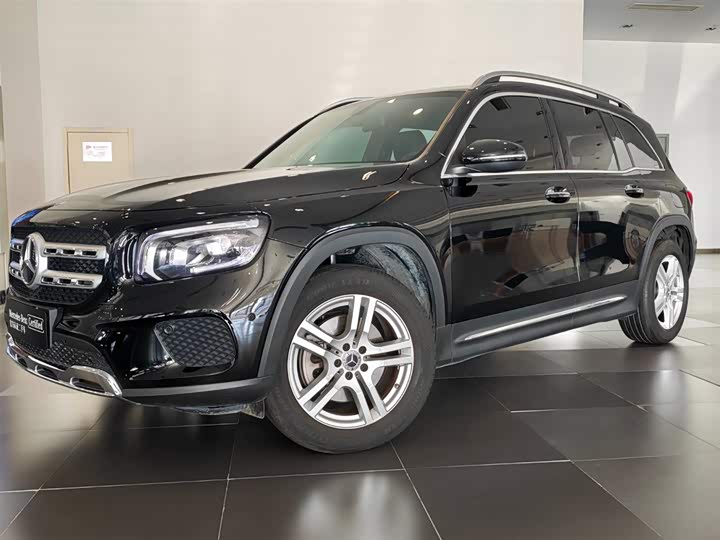 Mercedes-Benz GLB 2023 GLB 220 — фото 1