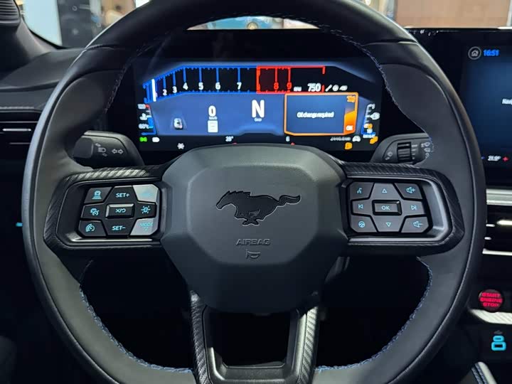 Ford Mustang 2024 5.0 L V 8 Dark Horse — фото 3