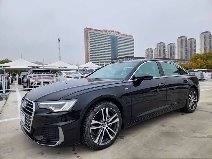 Audi A6L 2019 40 TFSI — фото 2