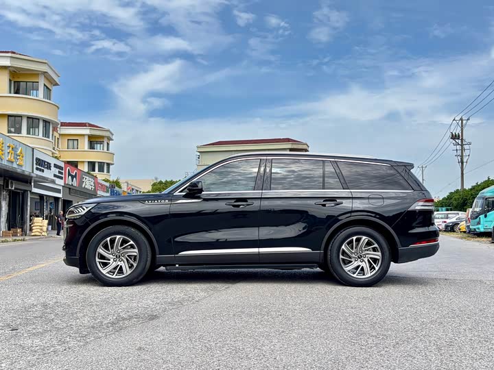 Lincoln Aviator — фото 7