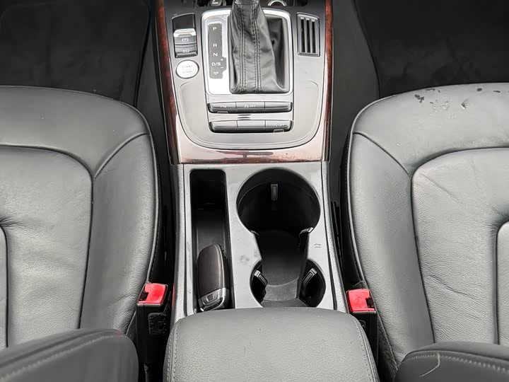 Audi A4L 35 TFSI S line комфорт — фото 10