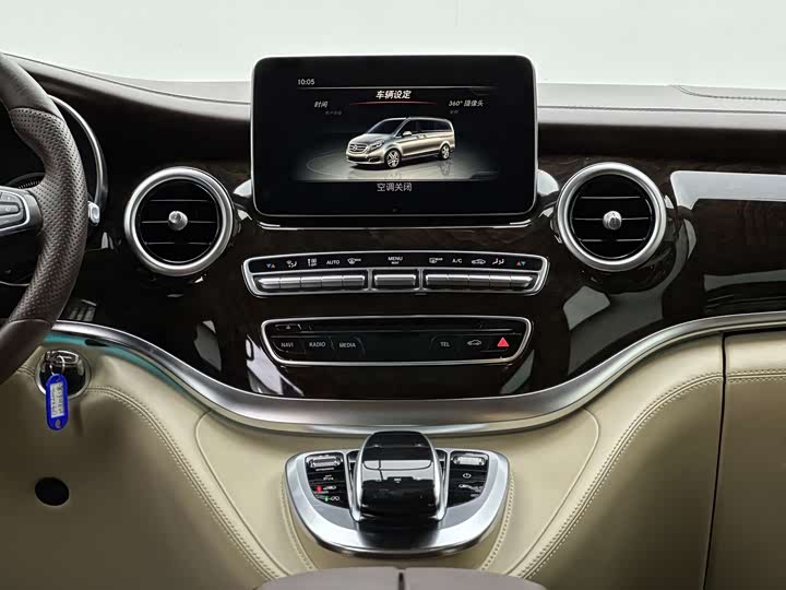 Mercedes-Benz V-Class 2018 V 260 L V — фото 3