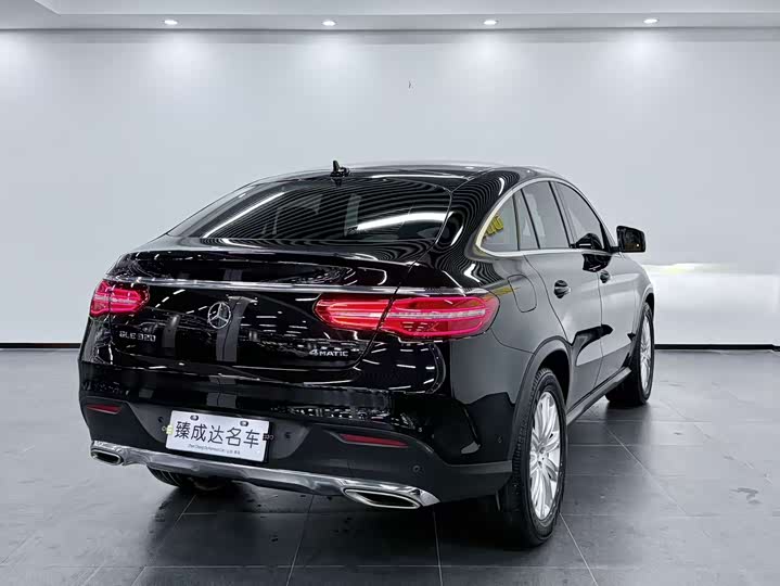 Mercedes-Benz GLE 2018 GLE 320 4 MATIC SUV — фото 4