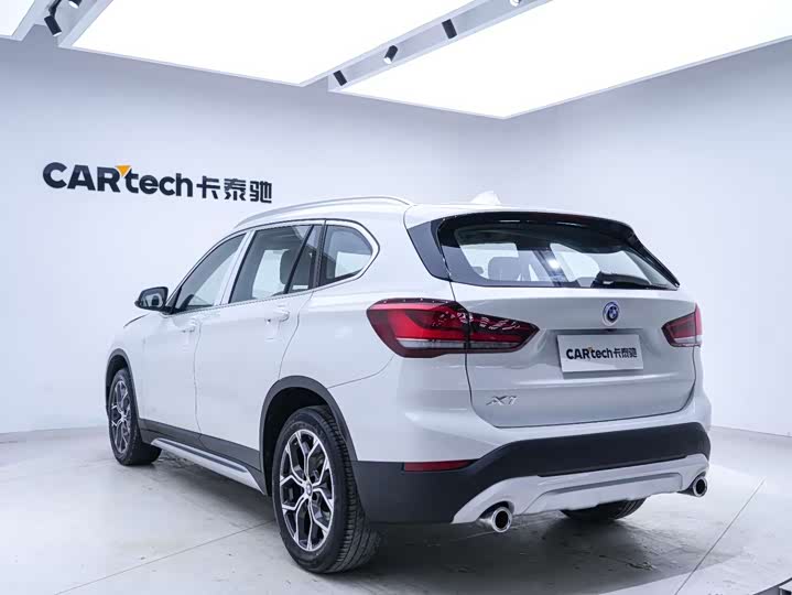 BMW X1 2020 s Drive 20 Li — фото 19