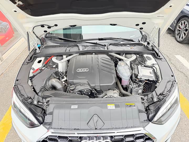 Audi A5 2024 Sportback 40 TFSI — фото 11
