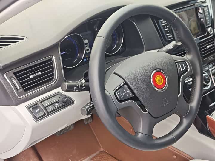 Hongqi H7 2015 2.0 T Luxury — фото 14