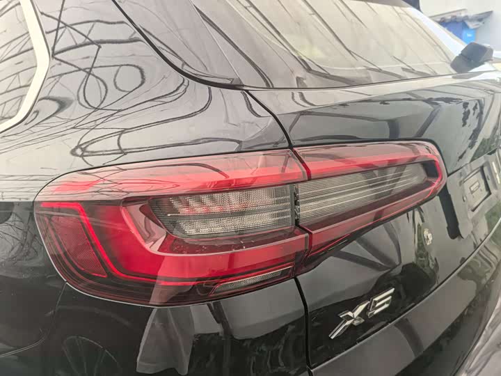 BMW X5 xDrive30i M спортпакет — фото 7