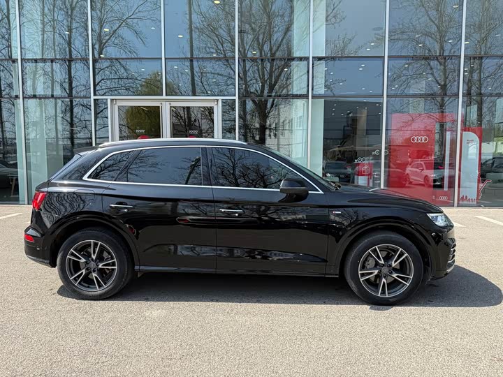 Audi Q5L 2020 45 TFSI — фото 3