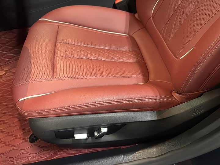 BMW 5-Series 2022 530 Li Leading M — фото 13