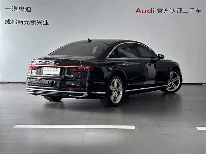 Audi A8 2023 A 8 L 50 TFSI quattro — фото 4